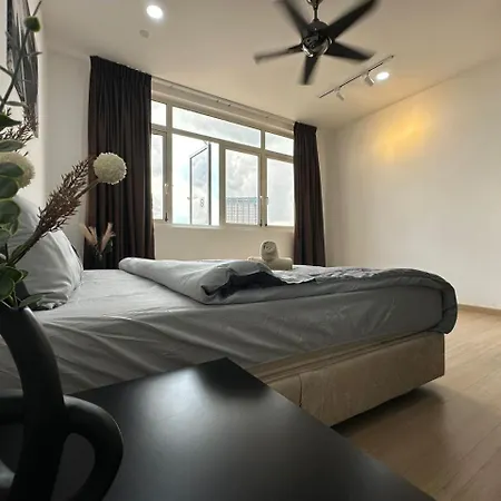 Netflix Studio Seaview 118Island Plaza Tanjung Tokong Exterior photo