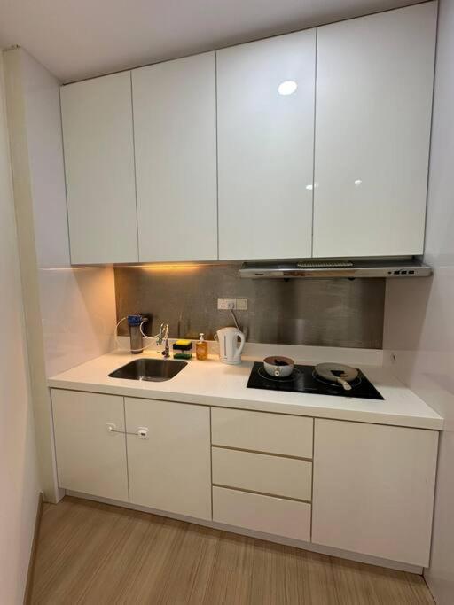 Netflix Seaview 118island Plaza Apartment