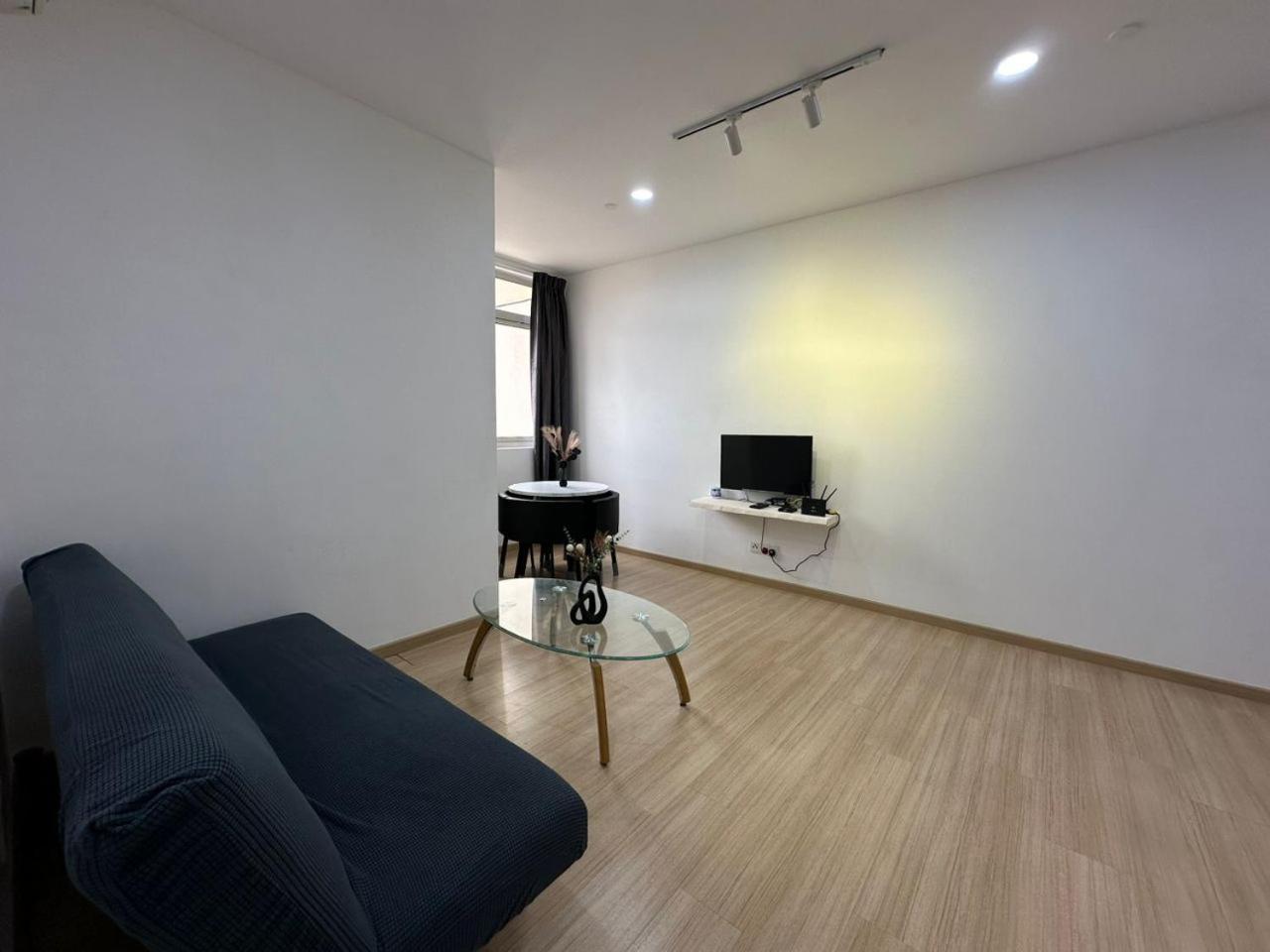 Netflix Seaview 118island Plaza Apartment Tanjung Tokong